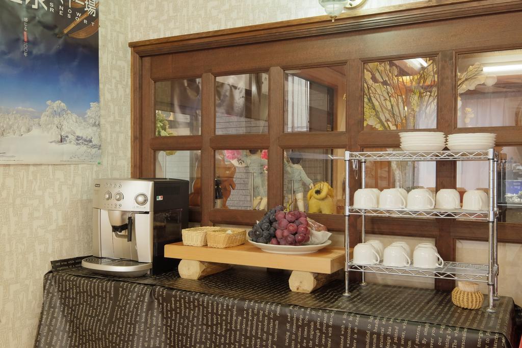 Nozawa Onsen Hotel מראה חיצוני תמונה