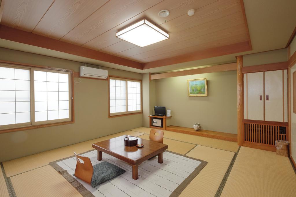 Nozawa Onsen Hotel מראה חיצוני תמונה